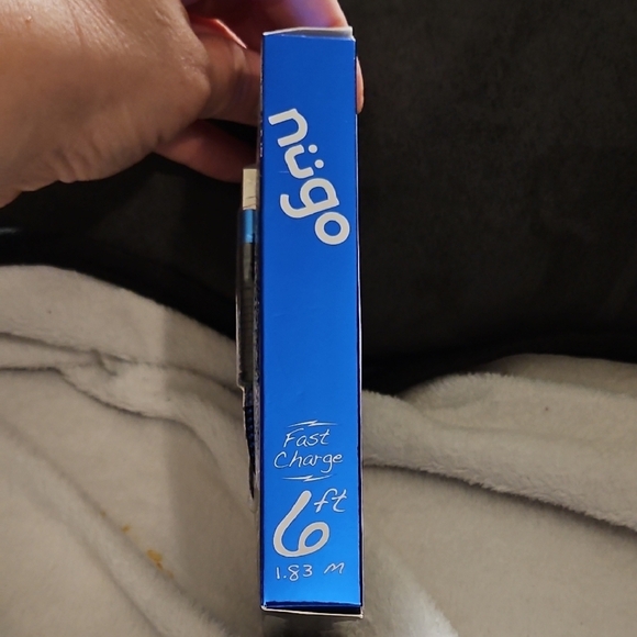 Blue Lightning Charger Sync Cable - 6ft - Picture 3 of 8